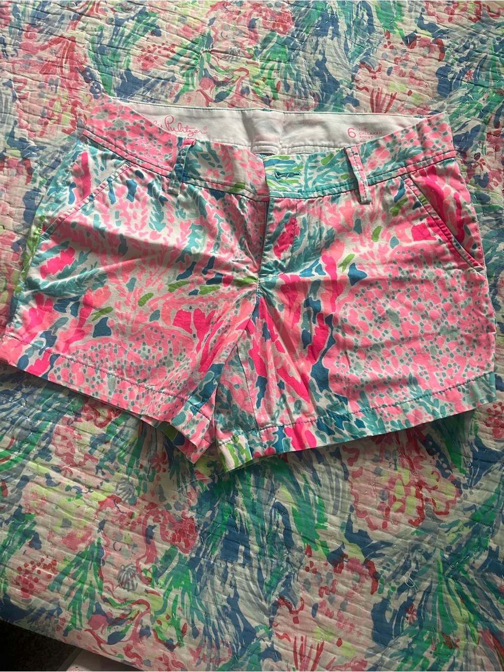 Lilly Pulitzer Pink Green Blue Floral-Print Cotton Bermuda Shorts size 6